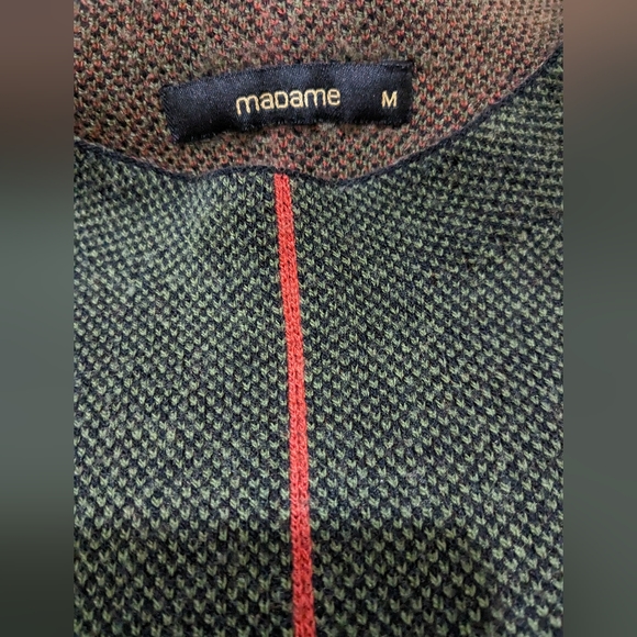 MADAME Medium Sweater - Picture 2 of 5